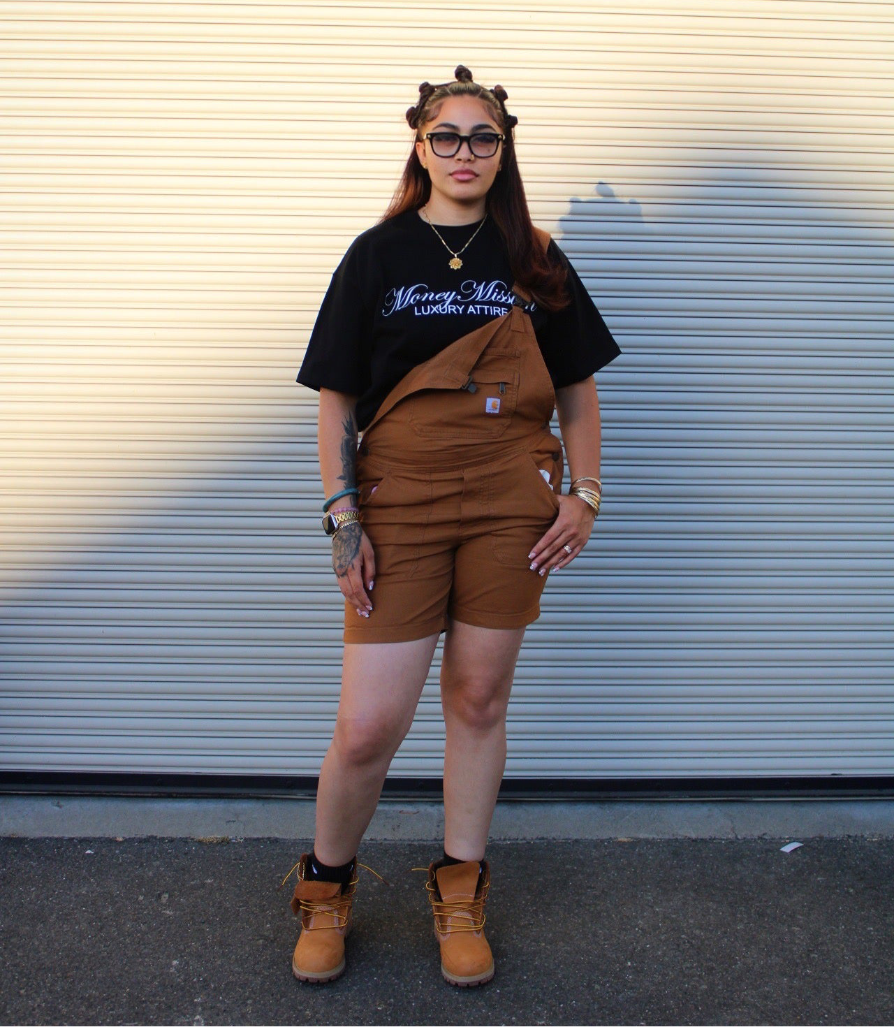 Champagne Stain Black Tee